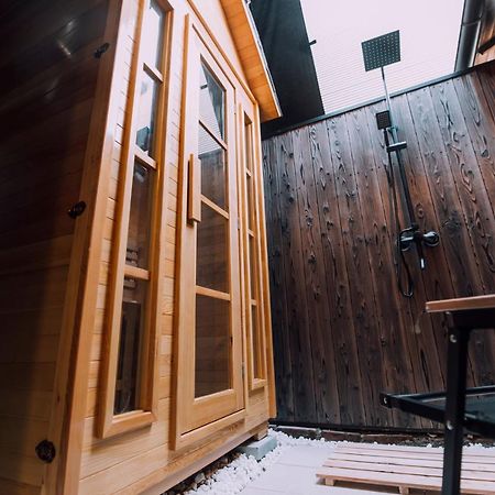 Mist - Japanese House With Private Outdoor Sauna Осака Экстерьер фото